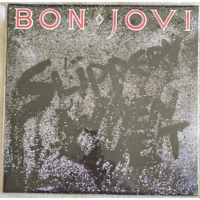 BON JOVI - Sleepery When Wet - LP